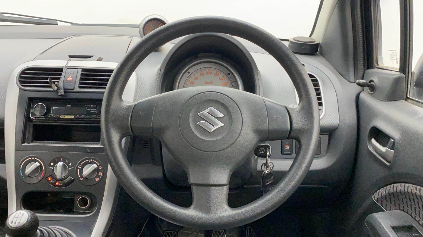 2015 Maruti Ritz VXI, Petrol, Manual, 95,434 km, Steering Wheel Close Up