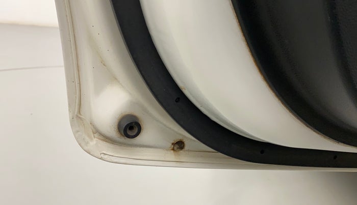 2015 Maruti Ritz VXI, Petrol, Manual, 95,434 km, Rear left door - Slight discoloration