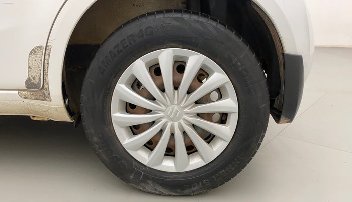 2015 Maruti Ritz VXI, Petrol, Manual, 95,434 km, Left Rear Wheel