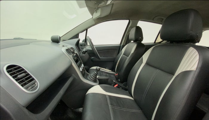2015 Maruti Ritz VXI, Petrol, Manual, 95,434 km, Right Side Front Door Cabin
