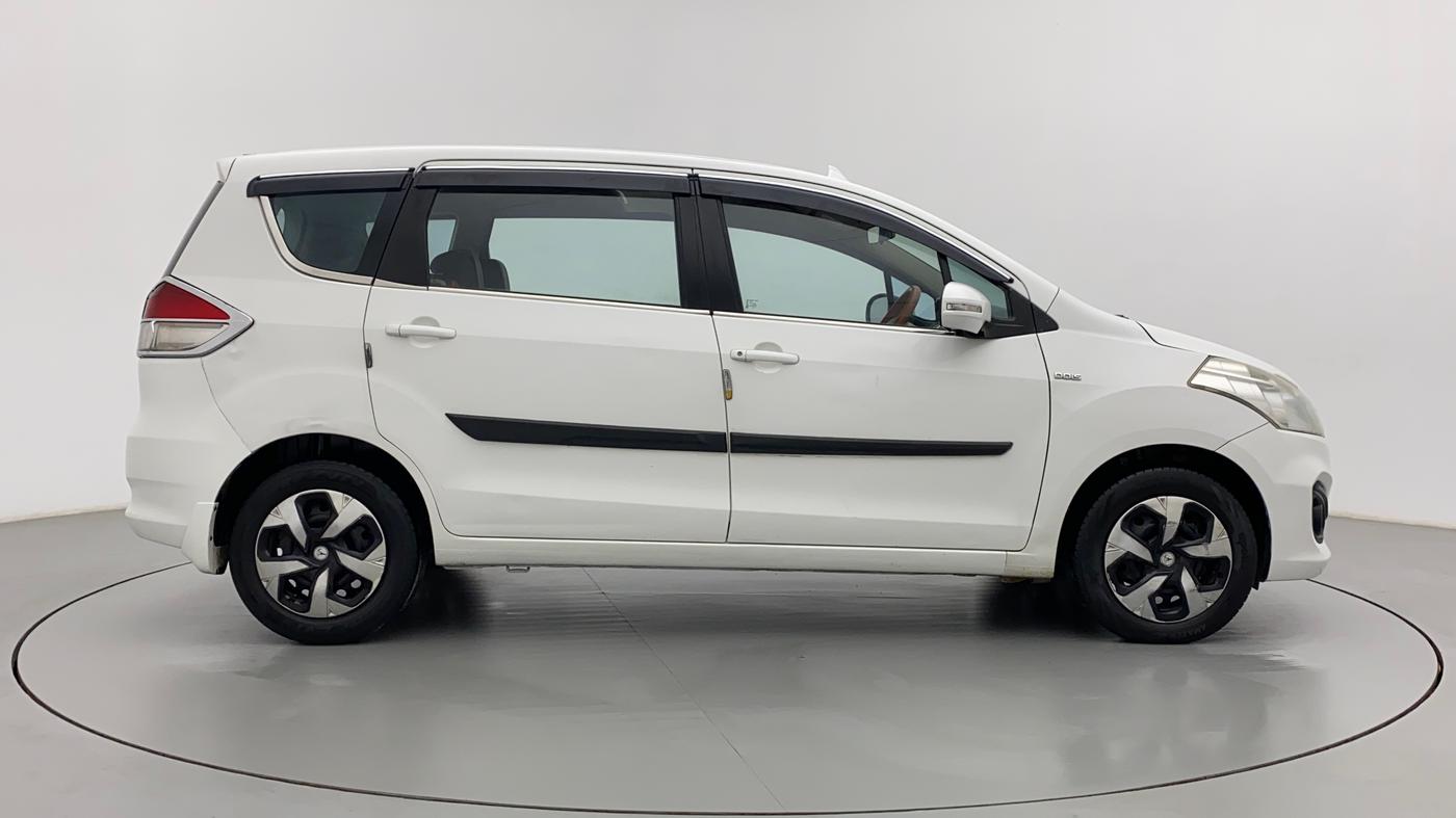 2018 Maruti Ertiga VDI SHVS, Diesel, Manual, 1,10,408 km, Right Side View