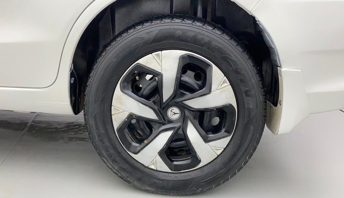 2018 Maruti Ertiga VDI SHVS, Diesel, Manual, 1,10,408 km, Left Rear Wheel