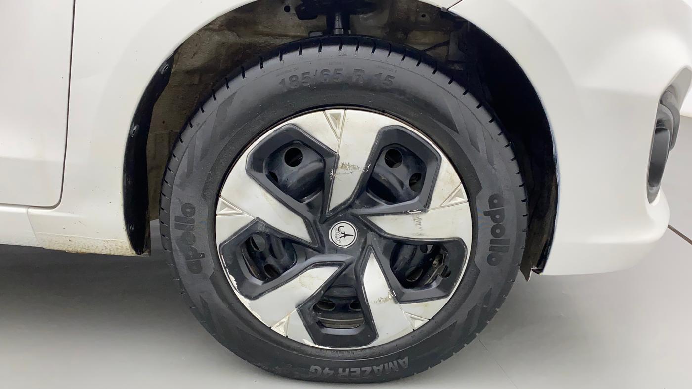 2018 Maruti Ertiga VDI SHVS, Diesel, Manual, 1,10,408 km, Right Front Wheel