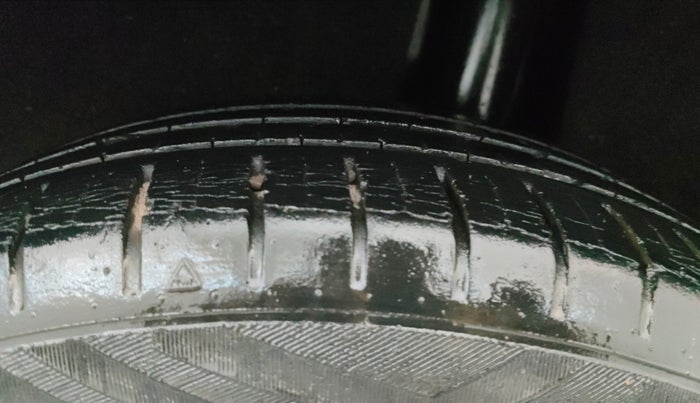 2020 Maruti Baleno ZETA PETROL 1.2, Petrol, Manual, 72,509 km, Left Rear Tyre Tread