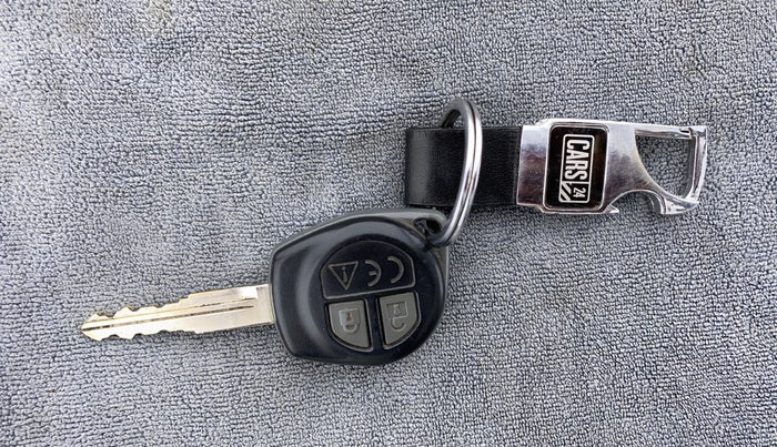 2020 Maruti IGNIS DELTA 1.2, Petrol, Manual, 28,425 km, Key Close Up