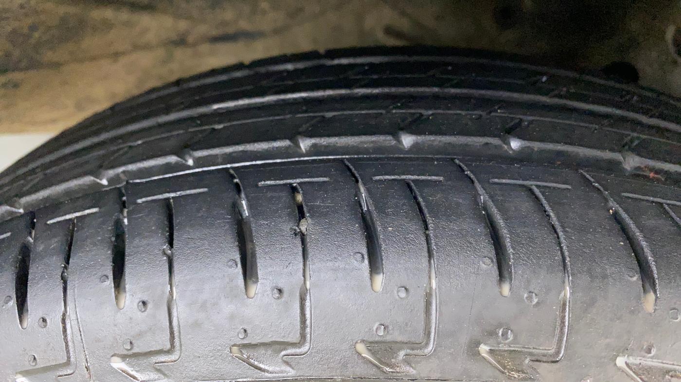 2020 Maruti IGNIS DELTA 1.2, Petrol, Manual, 28,425 km, Right Front Tyre Tread