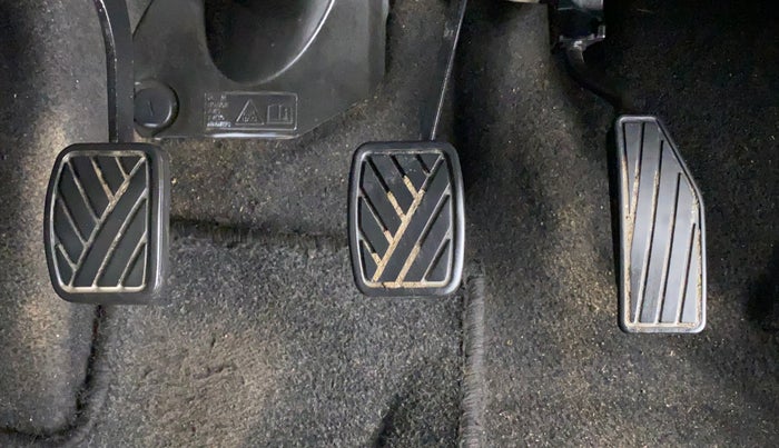 2020 Maruti IGNIS DELTA 1.2, Petrol, Manual, 28,425 km, Pedals