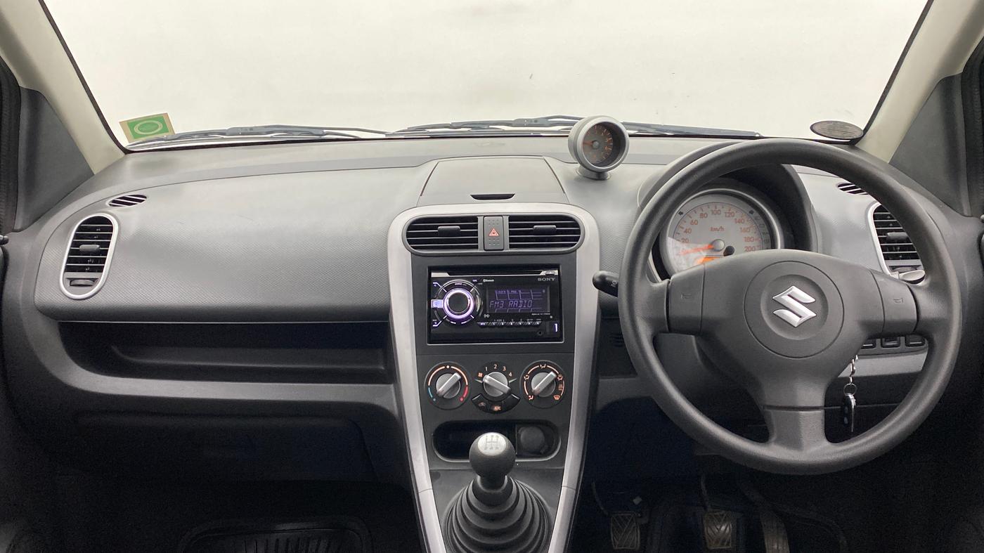 2015 Maruti Ritz VXI, Petrol, Manual, 40,818 km, Dashboard