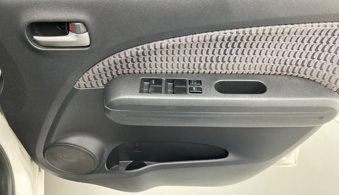 2015 Maruti Ritz VXI, Petrol, Manual, 40,818 km, Driver Side Door Panels Control