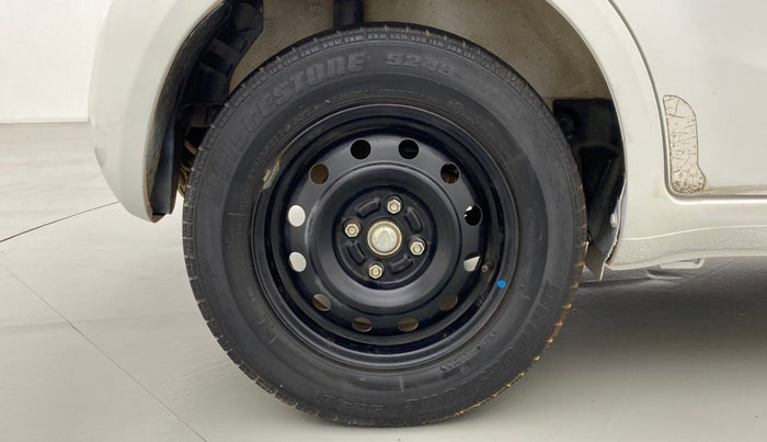 2015 Maruti Ritz VXI, Petrol, Manual, 40,818 km, Right Rear Wheel