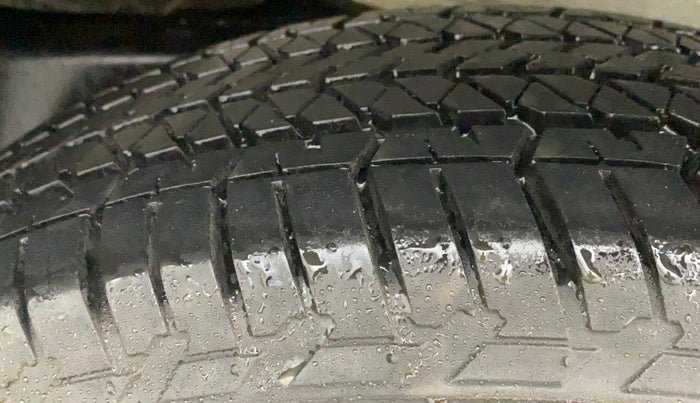 2019 Mahindra Scorpio S5, Diesel, Manual, 58,503 km, Right Rear Tyre Tread