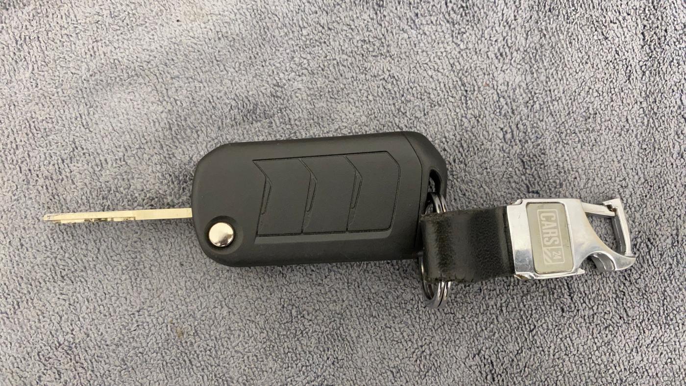 2019 Mahindra Scorpio S5, Diesel, Manual, 58,503 km, Key Close Up