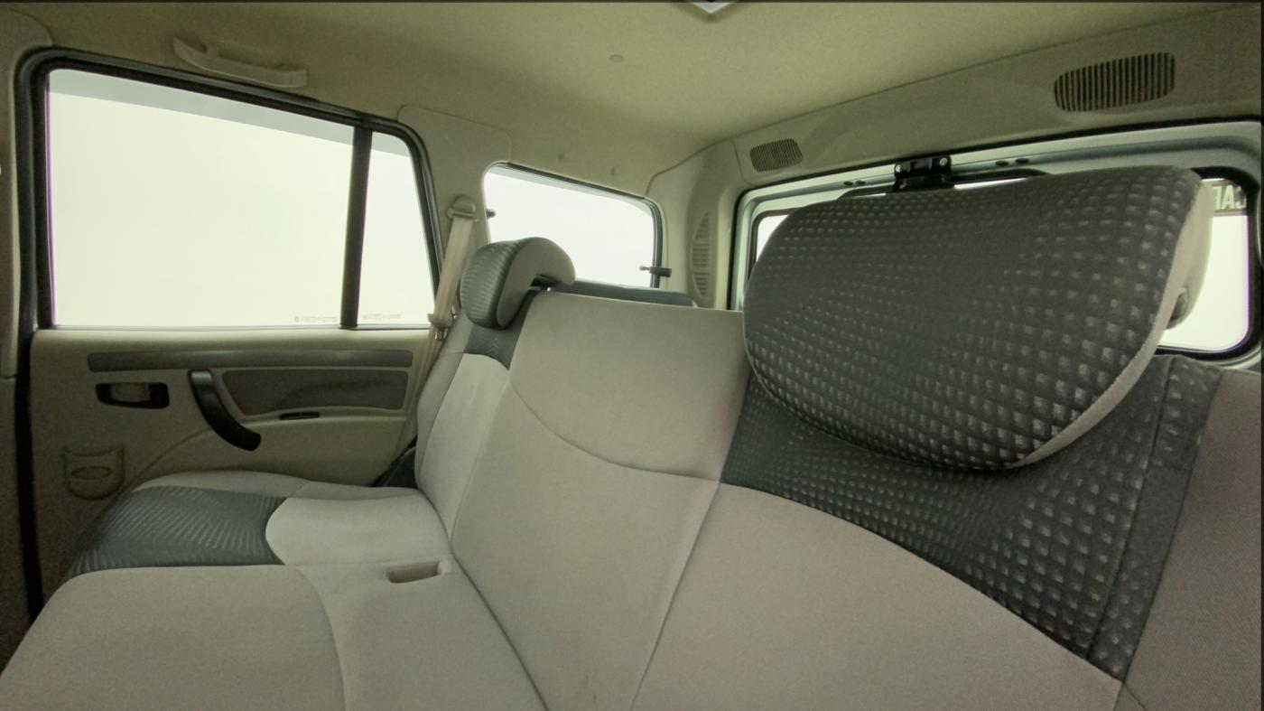 2019 Mahindra Scorpio S5, Diesel, Manual, 58,503 km, Right Side Rear Door Cabin