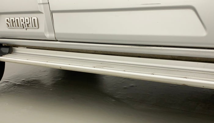 2019 Mahindra Scorpio S5, Diesel, Manual, 58,503 km, Right running board - Minor scratches