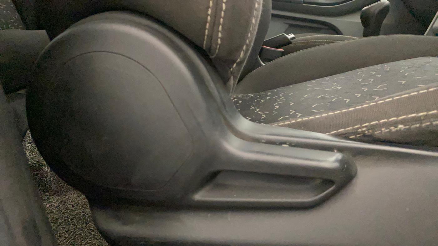 2020 Tata Tiago XT PETROL, Petrol, Manual, 73,250 km, Driver Side Adjustment Panel