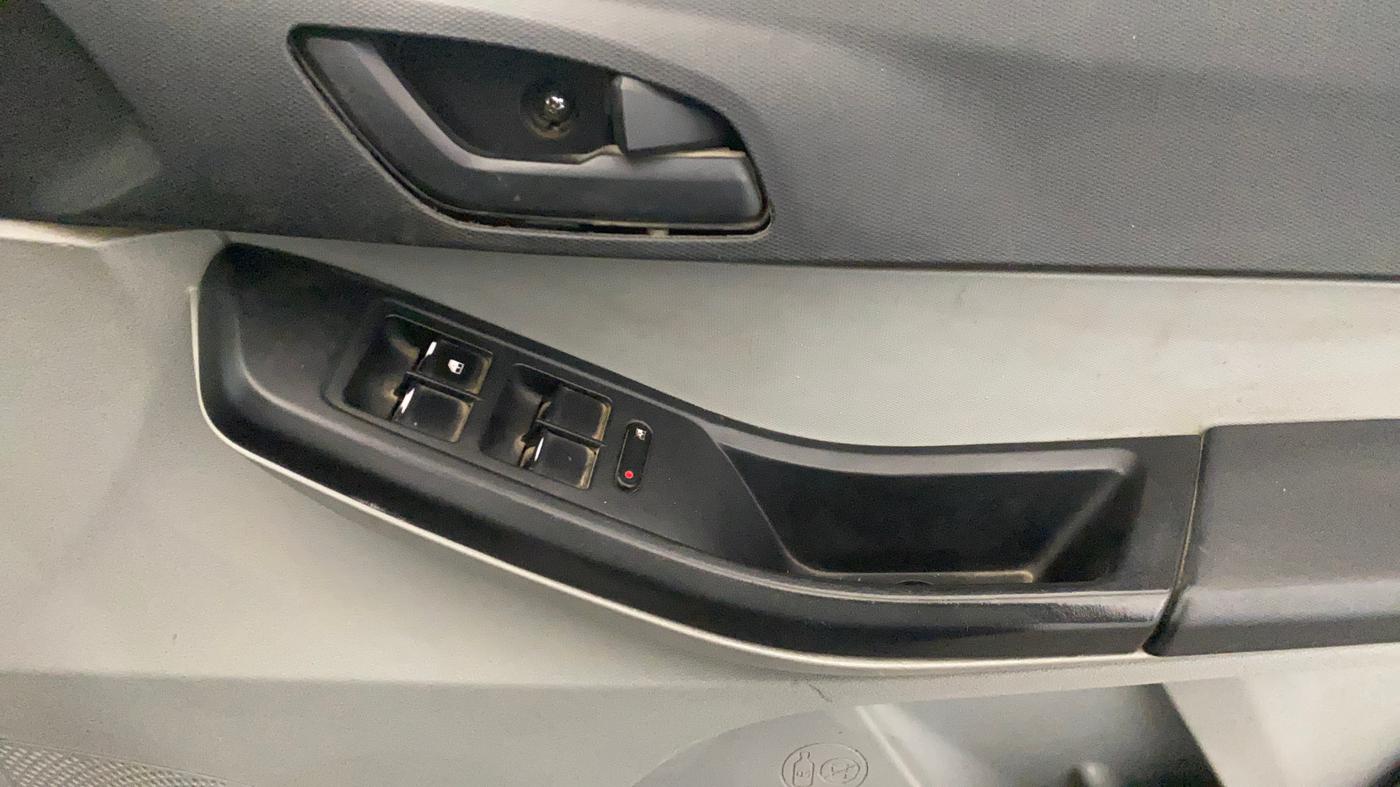 2020 Tata Tiago XT PETROL, Petrol, Manual, 73,250 km, Driver Side Door Panels Control