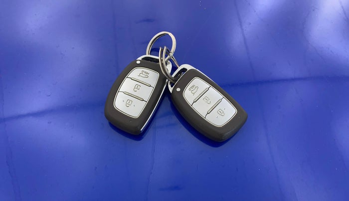 2015 Hyundai Elite i20 ASTA 1.2, Petrol, Manual, 28,652 km, Key Close Up