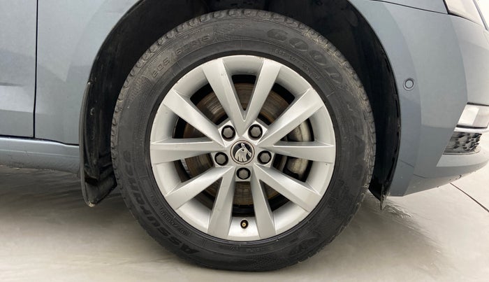 2018 Skoda Octavia LK 1.8 TSI AT, Petrol, Automatic, 90,553 km, Right Front Wheel