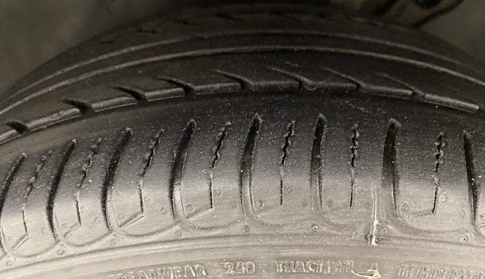 2018 Skoda Octavia LK 1.8 TSI AT, Petrol, Automatic, 90,553 km, Left Front Tyre Tread