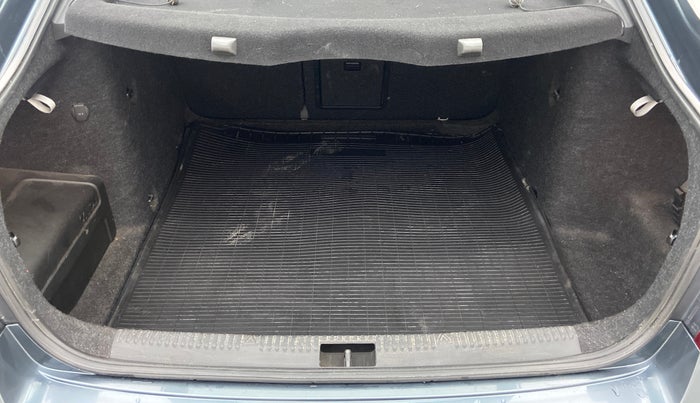 2018 Skoda Octavia LK 1.8 TSI AT, Petrol, Automatic, 90,553 km, Boot Inside