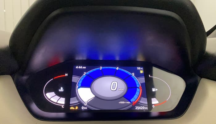 2021 Nissan MAGNITE XV MT, Petrol, Manual, 25,400 km, Odometer Image
