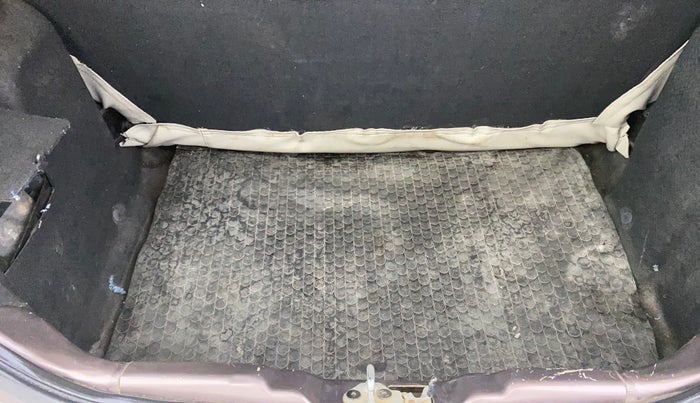 2018 Tata Tiago XT PETROL, Petrol, Manual, 51,732 km, Boot Inside