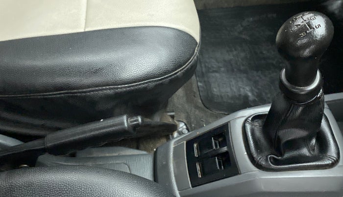 2015 Maruti Alto 800 LXI, Petrol, Manual, 31,126 km, Gear Lever