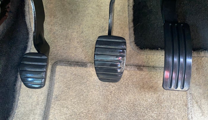 2015 Renault Duster RXL PETROL, Petrol, Manual, 58,156 km, Pedals