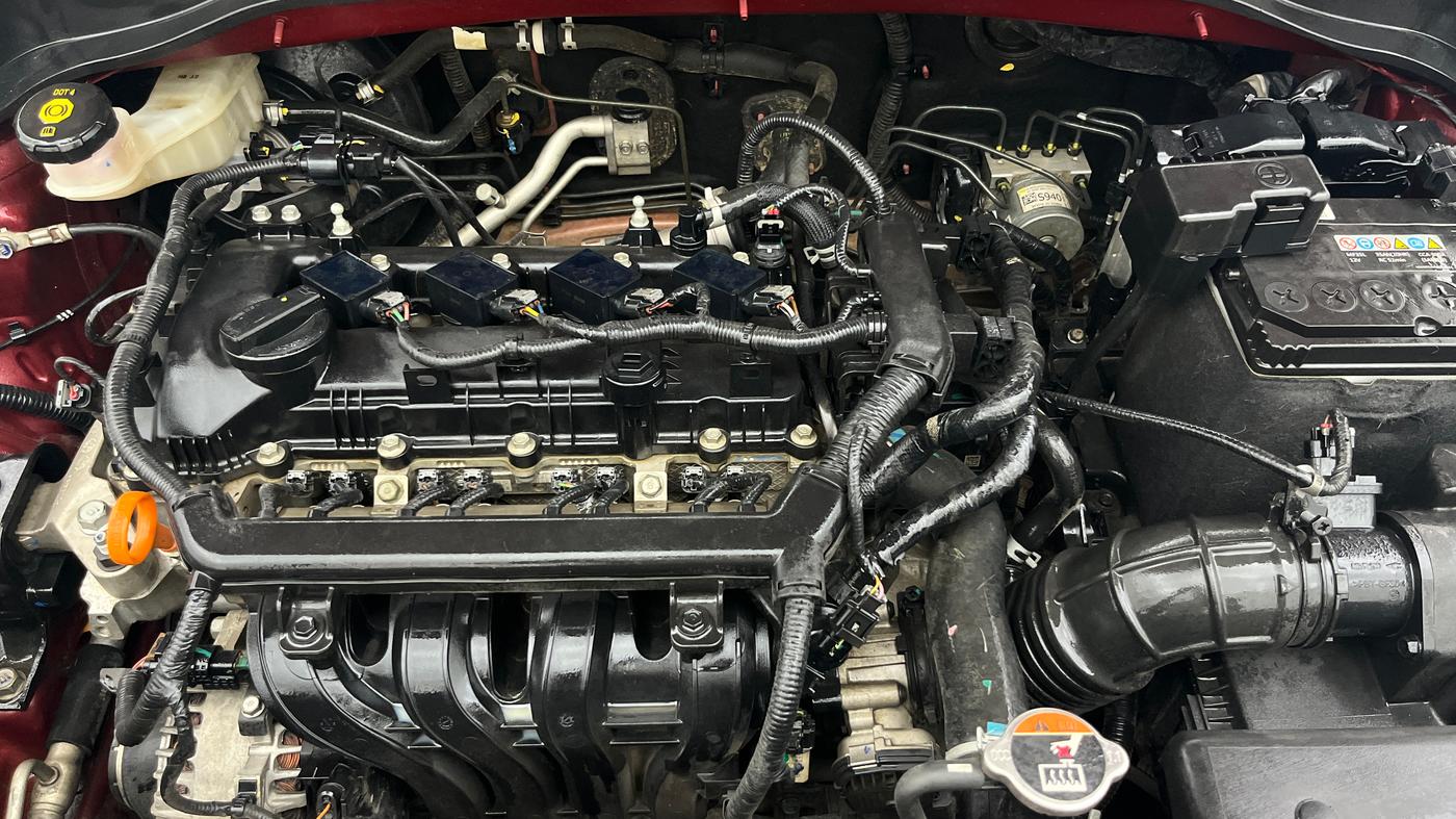 2021 KIA SONET HTK PLUS 1.2, Petrol, Manual, 26,187 km, Engine View