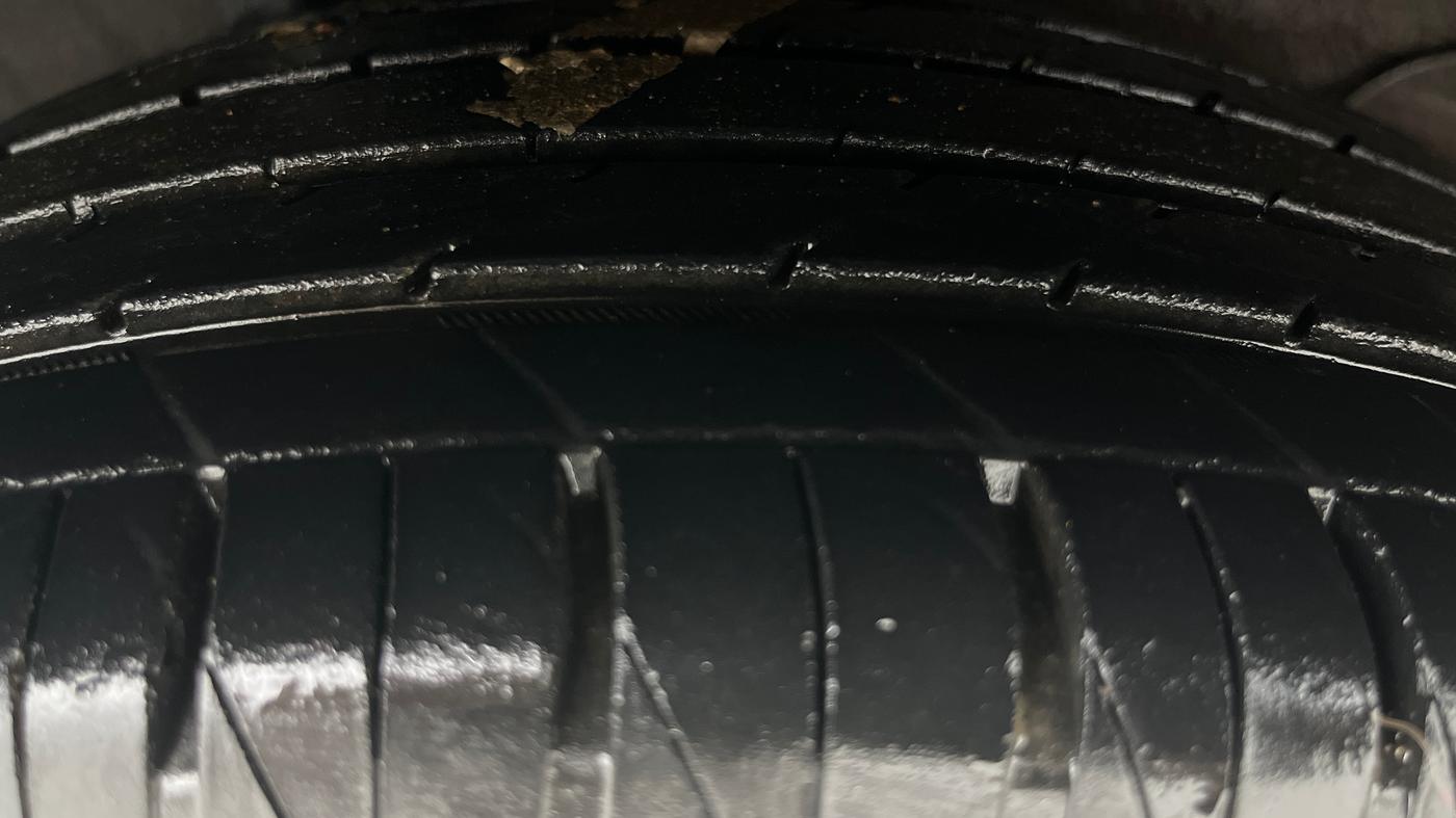 2021 KIA SONET HTK PLUS 1.2, Petrol, Manual, 26,187 km, Right Rear Tyre Tread