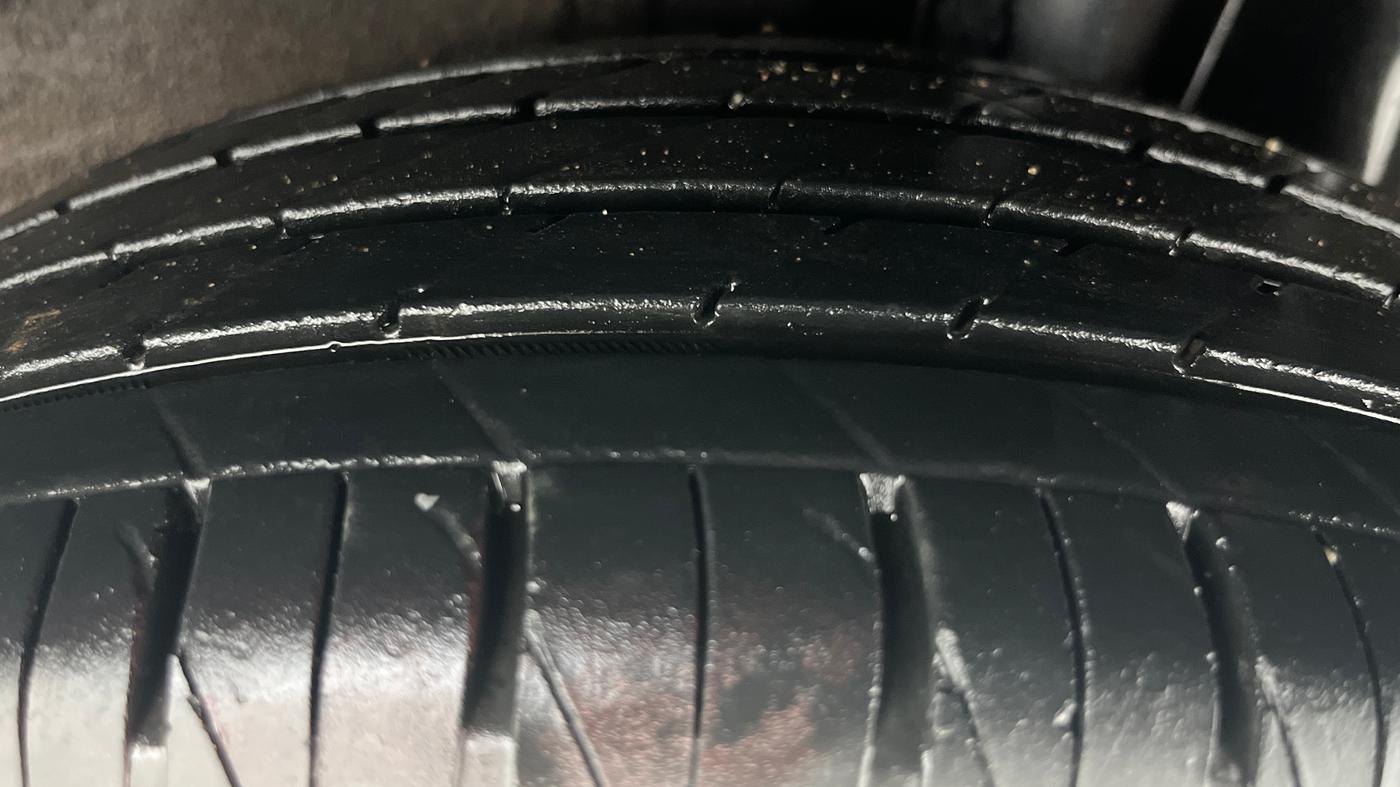 2021 KIA SONET HTK PLUS 1.2, Petrol, Manual, 26,187 km, Left Rear Tyre Tread