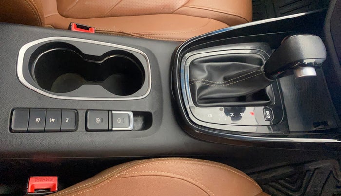 2021 MG HECTOR PLUS SHARP 1.5 PETROL TURBO CVT 6-STR, Petrol, Automatic, 32,712 km, Gear Lever