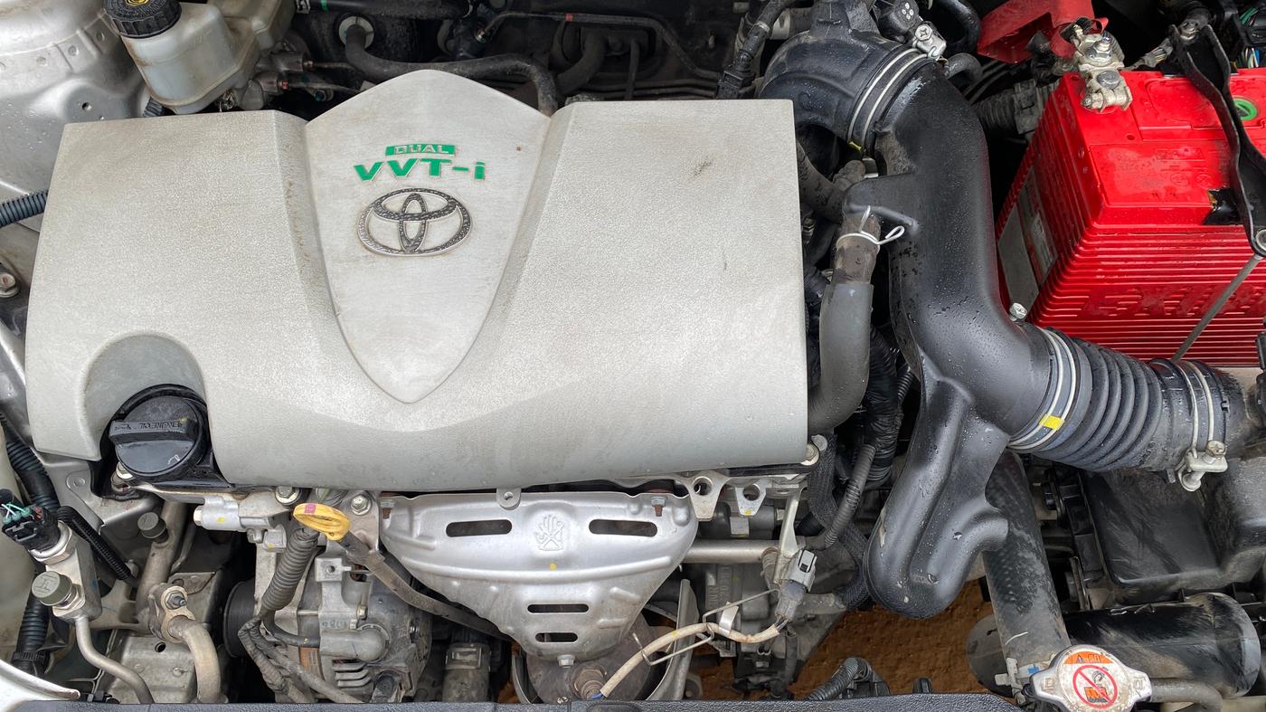 2018 Toyota YARIS V MT, Petrol, Manual, 69,284 km, Engine View