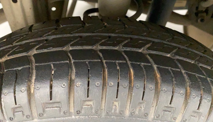 2015 Maruti Alto 800 LXI, Petrol, Manual, 37,521 km, Right Rear Tyre Tread