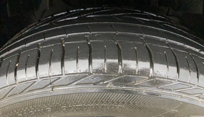 2023 Tata NEXON XZ PLUS LUX SUNROOF DARK PETROL, Petrol, Manual, 19,280 km, Right Front Tyre Tread