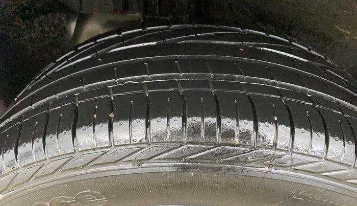 2023 Tata NEXON XZ PLUS LUX SUNROOF DARK PETROL, Petrol, Manual, 19,280 km, Right Rear Tyre Tread