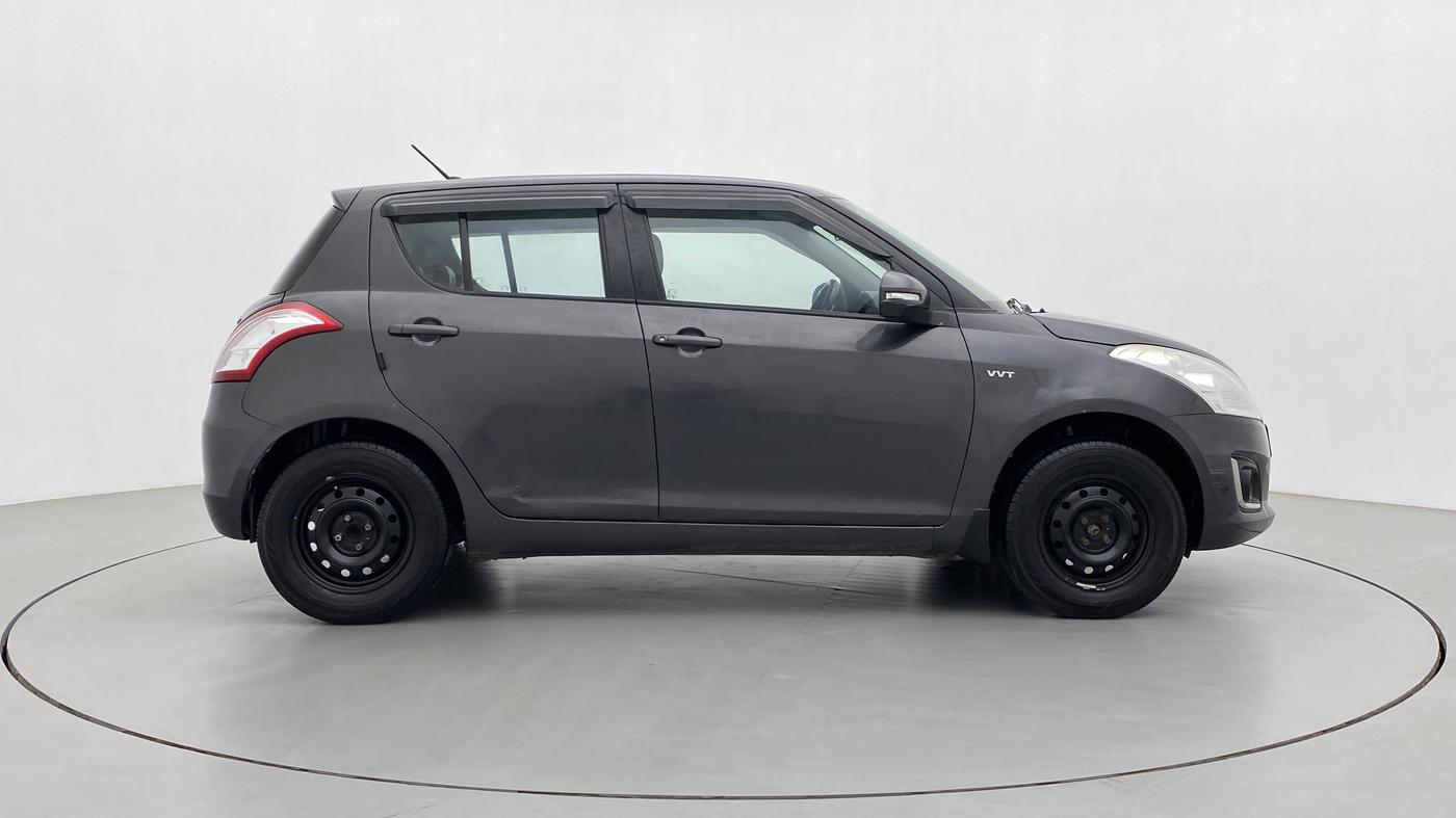2016 Maruti Swift VXI, CNG, Manual, 52,878 km, Right Side View