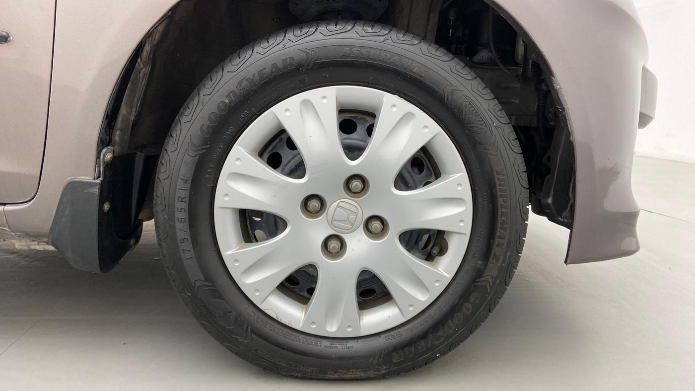 2013 Honda Brio 1.2 S MT I VTEC, Petrol, Manual, 57,784 km, Right Front Wheel
