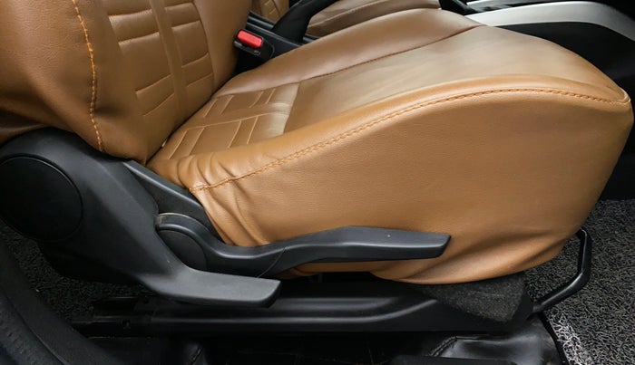 2018 Maruti Baleno DELTA 1.2 K12, Petrol, Manual, 54,855 km, Driver Side Adjustment Panel