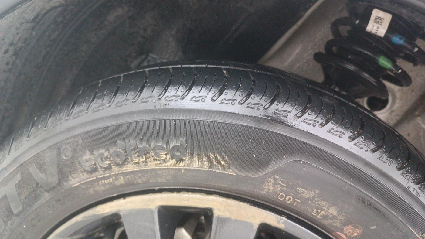 2023 Maruti New Wagon-R ZXI PLUS 1.2 AMT, Petrol, Automatic, 6,493 km, Left Front Tyre Tread