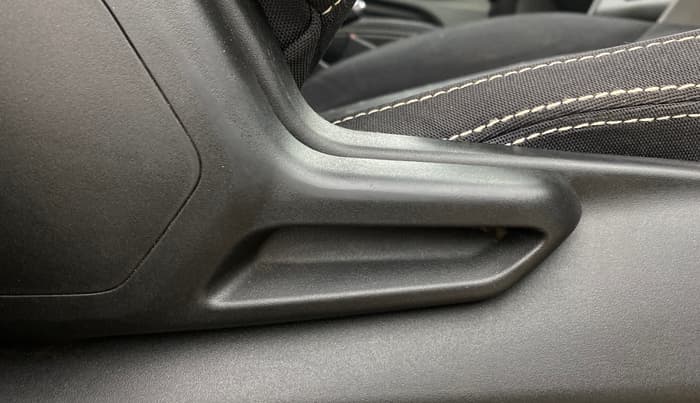 2021 Tata Tiago XT PETROL, Petrol, Manual, 41,576 km, Driver Side Adjustment Panel