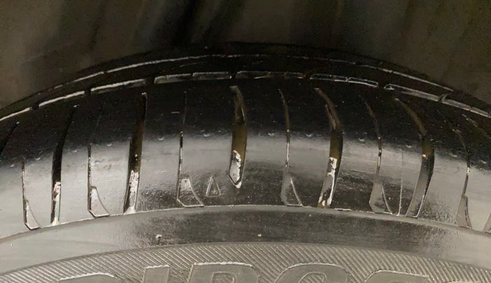 2014 Honda City 1.5L I-VTEC V MT, Petrol, Manual, 1,17,962 km, Left Rear Tyre Tread