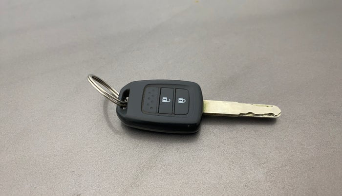 2014 Honda City 1.5L I-VTEC V MT, Petrol, Manual, 1,17,962 km, Key Close Up