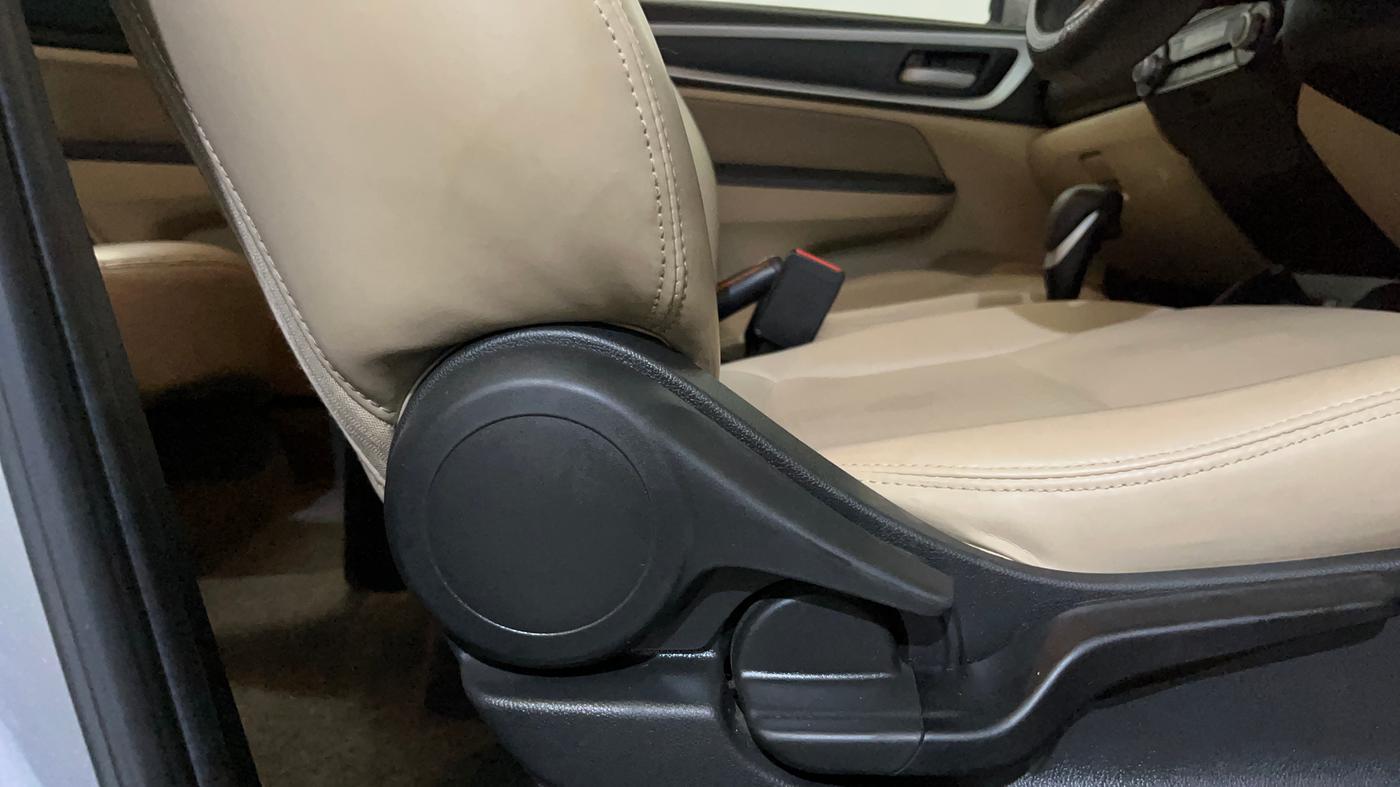 2021 Honda Amaze 1.2L I-VTEC VX CVT, CNG, Automatic, 95,195 km, Driver Side Adjustment Panel