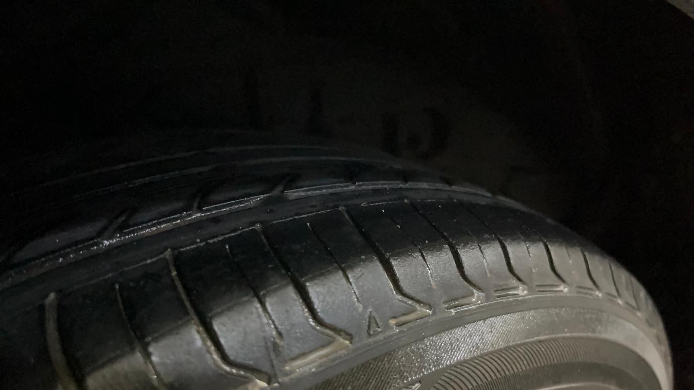 2021 Honda Amaze 1.2L I-VTEC VX CVT, CNG, Automatic, 95,195 km, Right Rear Tyre Tread