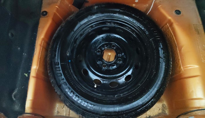 2016 Tata Tiago XT PETROL, Petrol, Manual, 92,082 km, Spare Tyre