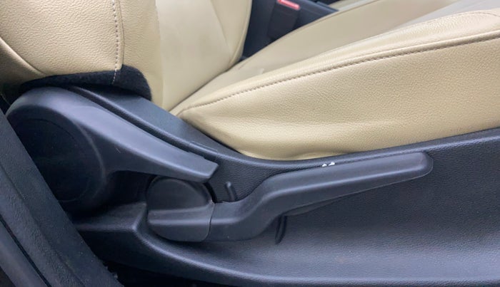 2021 Honda City 1.5L I-VTEC ZX CVT, Petrol, Automatic, 32,510 km, Driver Side Adjustment Panel