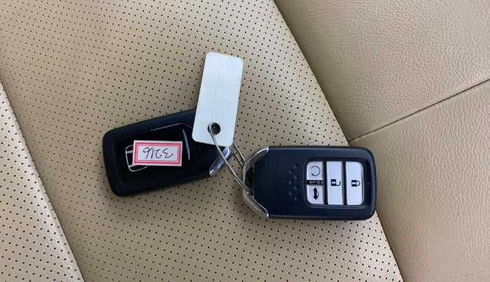 2021 Honda City 1.5L I-VTEC ZX CVT, Petrol, Automatic, 32,510 km, Key Close Up