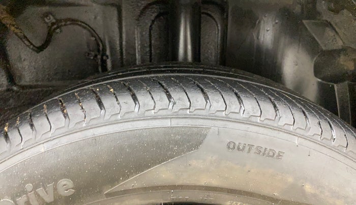 2022 Tata ALTROZ XZ PLUS PETROL DARK EDITION, Petrol, Manual, 68,464 km, Left Rear Tyre Tread