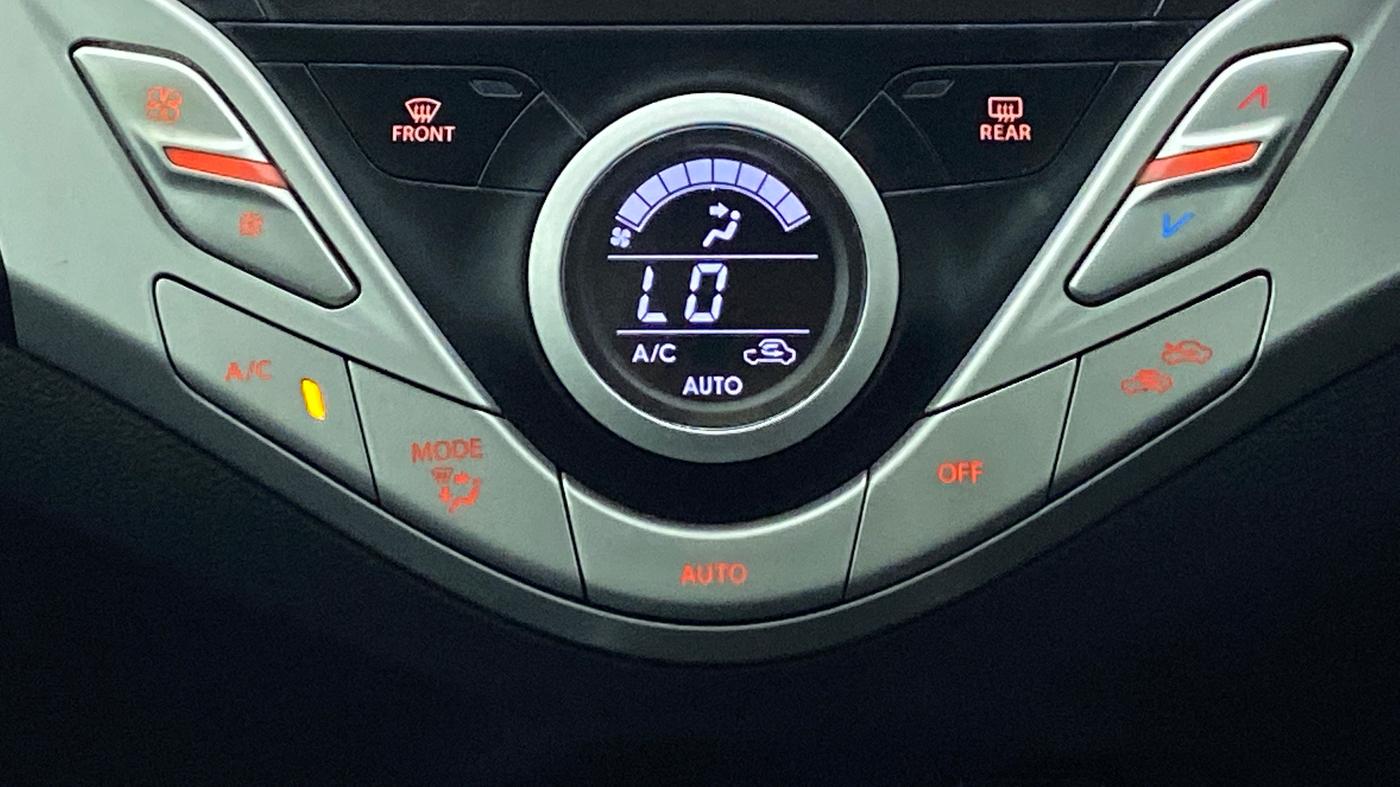 2016 Maruti Baleno ZETA 1.2 K12, Petrol, Manual, 79,902 km, Automatic Climate Control